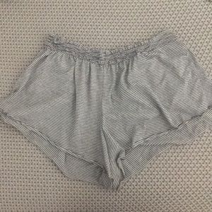Brandy Melville flowy shorts